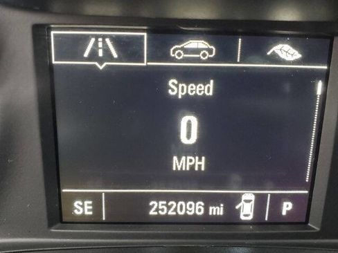 Used 2016 Chevrolet Cruze LT w/ Convenience Package FWD image 22