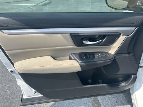 Used 2019 Honda CR-V LX image 12