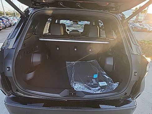 New 2025 Subaru Forester Limited image 12