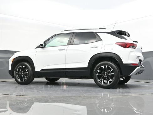 Used 2023 Chevrolet TrailBlazer LT image 39