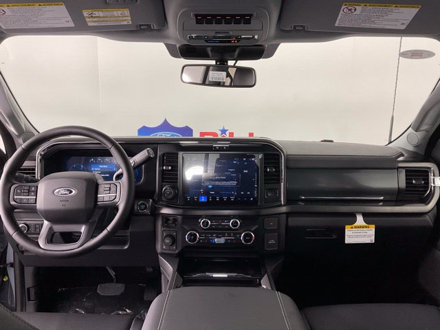 New 2026 Ford F250 Lariat w/ Black Appearance Package AWD/4WD image 18