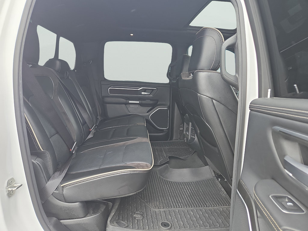 Used 2023 RAM 1500 Laramie AWD/4WD image 34