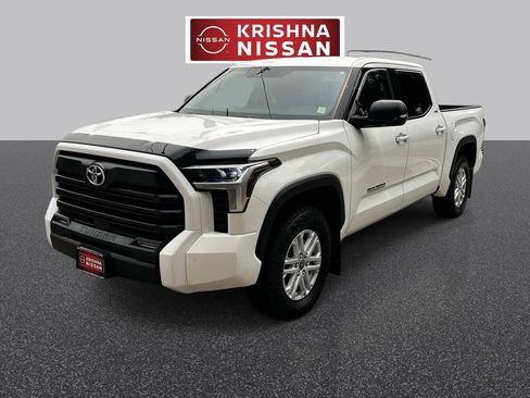 Used 2023 Toyota Tundra SR5 w/ SR5 Premium Package AWD/4WD image 2