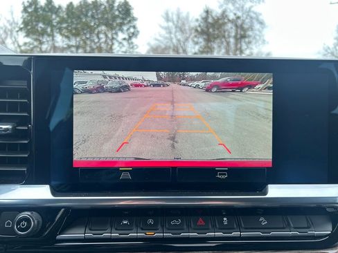 Used 2023 Chevrolet Silverado 1500 LT Trail Boss w/ Protection Package image 31