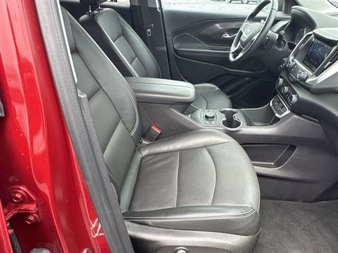 Certified 2024 GMC Terrain SLT image 26