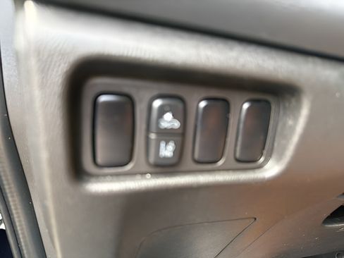 Used 2022 Mitsubishi Outlander Sport ES FWD image 21