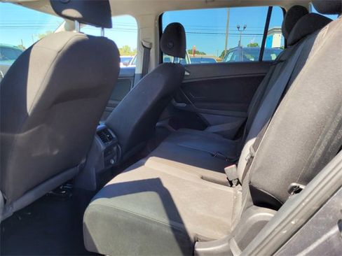 Used 2021 Volkswagen Tiguan S image 6