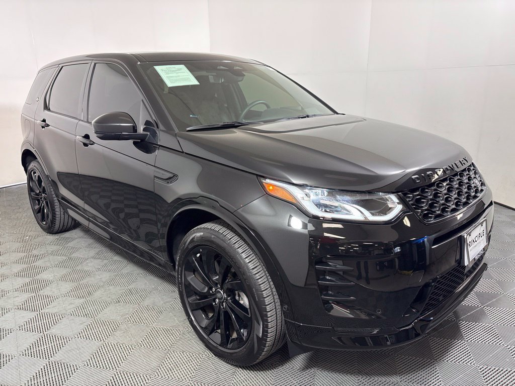 Used 2025 Land Rover Discovery Sport Dynamic SE AWD/4WD image 4