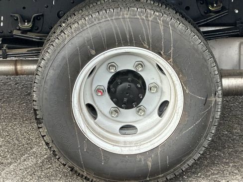 New 2024 Chevrolet Low Cab Forward WT image 22