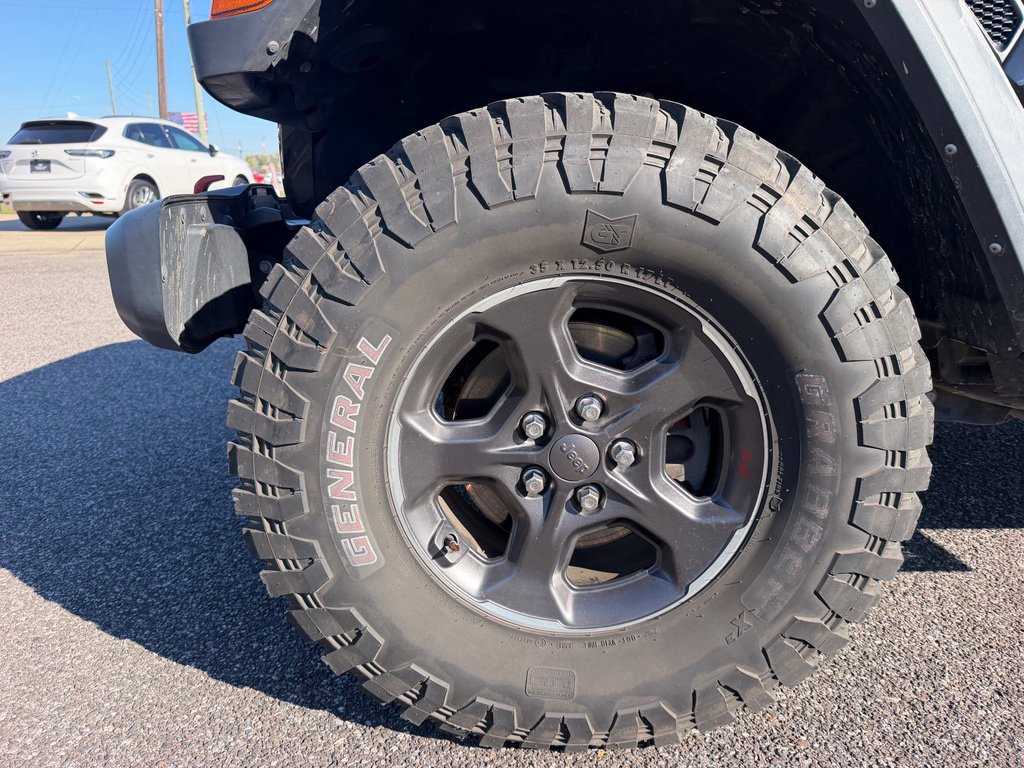 Used 2021 Jeep Gladiator Rubicon w/ Cold Weather Group AWD/4WD image 12