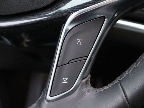 Used 2021 Cadillac XT5 Premium Luxury image 19