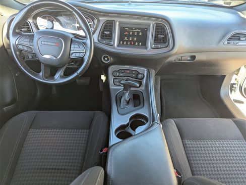 Used 2023 Dodge Challenger SXT image 16