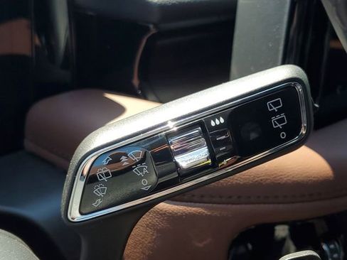 New 2026 Lincoln Aviator Reserve w/ Illumination Package AWD/4WD image 18