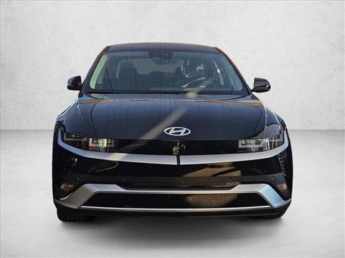 New 2026 Hyundai Ioniq 5 SE image 5