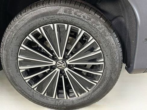 New 2026 Volkswagen Tiguan S image 29