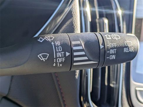 Used 2024 Chevrolet Equinox RS w/ RS Leather Package image 32