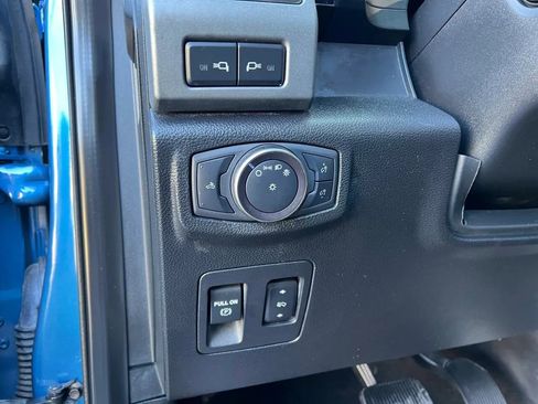 Used 2019 Ford F150 Raptor w/ Equipment Group 802A Luxury image 41