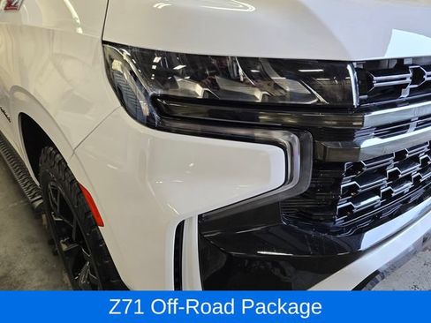 Used 2022 Chevrolet Tahoe Z71 w/ Z71 Off-Road Package AWD/4WD image 5