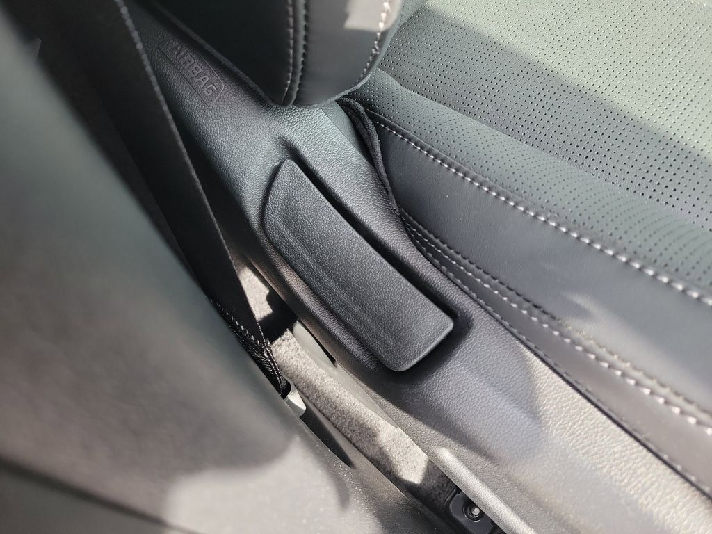 New 2026 Kia Sorento S w/ S Panoramic Sunroof Package FWD image 9