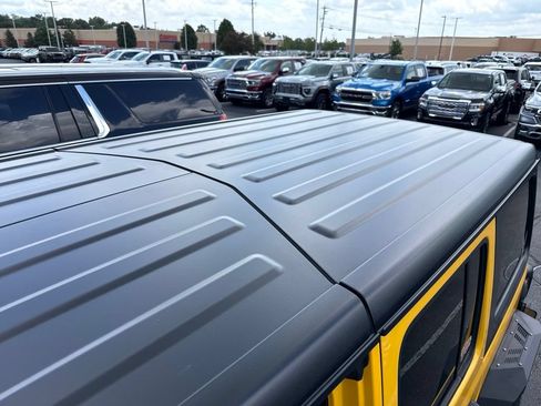 Used 2019 Jeep Wrangler Unlimited Sport S AWD/4WD image 13