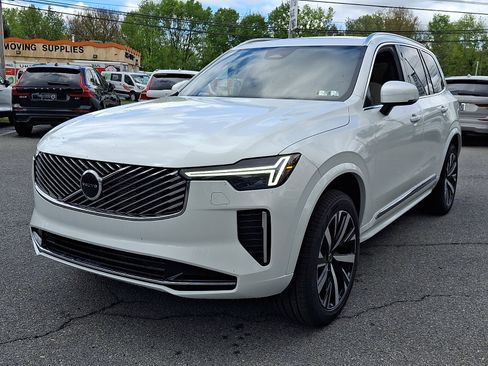 New 2026 Volvo XC90 B5 Core w/ Protection Package Premier AWD/4WD image 2