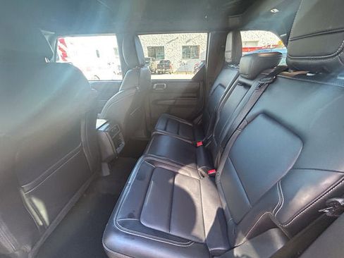 Used 2025 Ford Bronco Outer Banks image 13