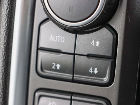 Used 2021 Chevrolet Silverado 1500 LT Trail Boss w/ Convenience Package II image 22