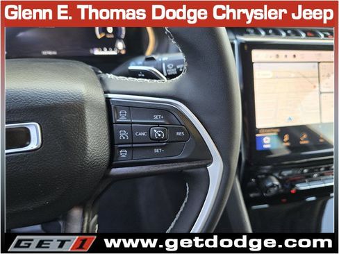 Certified 2023 Jeep Grand Cherokee Limited w/ Luxury Tech Group II image 19