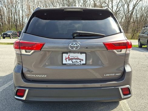 Used 2018 Toyota Highlander Limited image 5