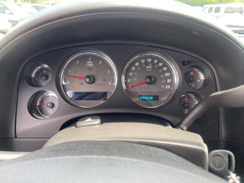 Used 2007 GMC Yukon XL Denali AWD/4WD image 16