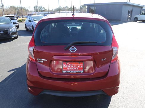 Used 2018 Nissan Versa Note SV image 4