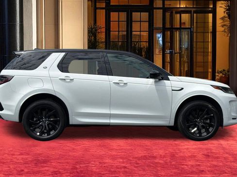 Used 2022 Land Rover Discovery Sport SE R-Dynamic AWD/4WD image 7