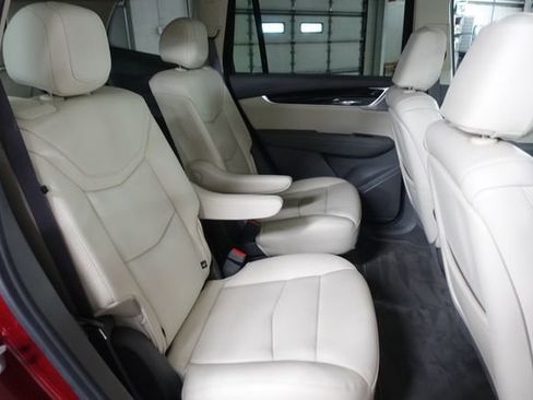 New 2025 Cadillac XT6 Premium Luxury image 25