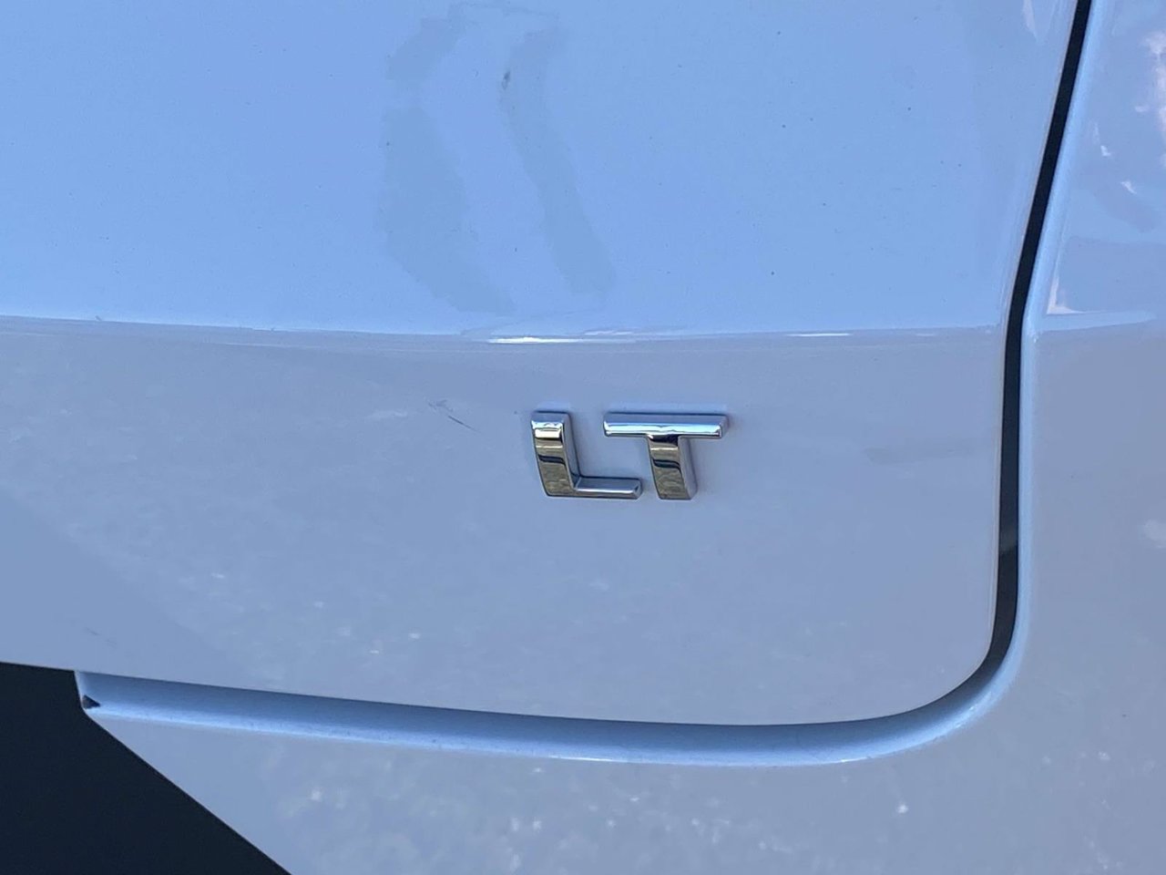 Used 2025 Chevrolet TrailBlazer LT AWD/4WD image 16
