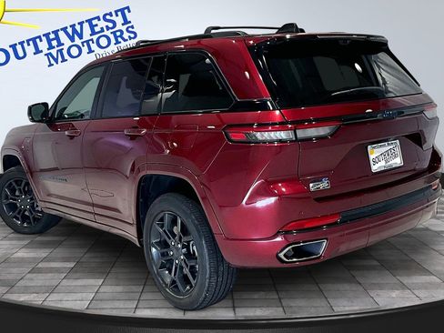 Used 2024 Jeep Grand Cherokee Limited 4xe AWD/4WD image 5
