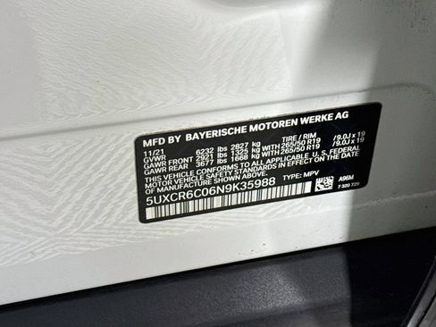 Used 2022 BMW X5 xDrive40i w/ Premium Package AWD/4WD image 34