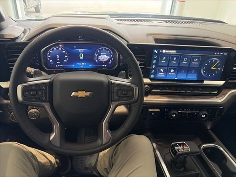 New 2026 Chevrolet Silverado 1500 LTZ w/ LTZ Premium Package AWD/4WD image 21