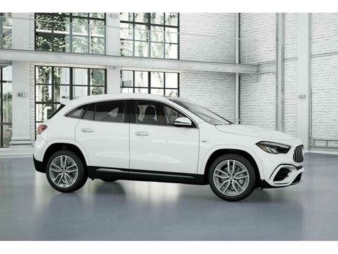 New 2025 Mercedes-Benz GLA 35 AMG 4MATIC image 15