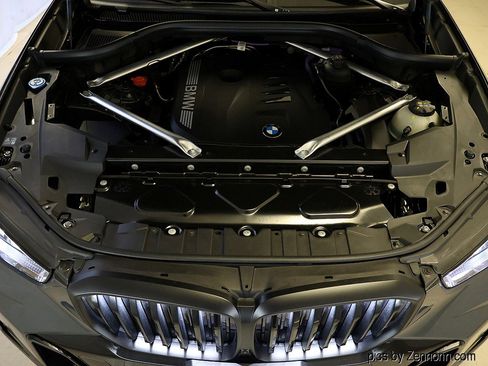 Certified 2026 BMW X5 xDrive40i w/ Executive Package image 40