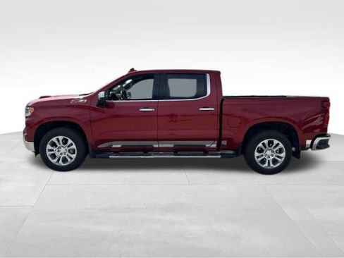 Used 2022 Chevrolet Silverado 1500 LTZ w/ LTZ Premium Package AWD/4WD image 2