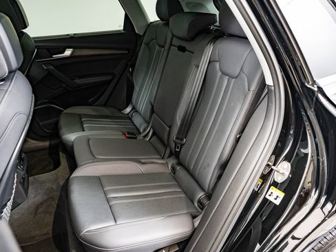 Used 2021 Audi Q5 Prestige w/ Prestige Package AWD/4WD image 45