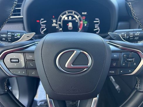 Used 2023 Lexus LX 600 4WD w/ Accessory Package (Z1) image 15