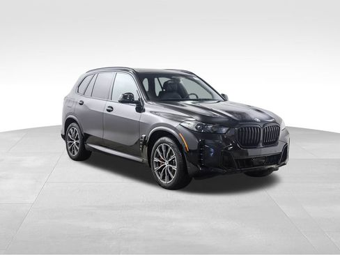 New 2026 BMW X5 xDrive50e image 7