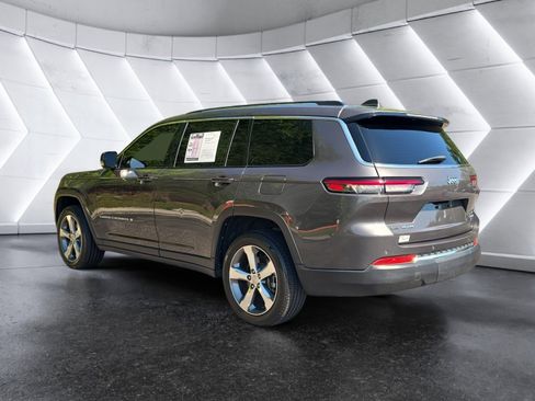 Used 2021 Jeep Grand Cherokee L Limited AWD/4WD image 3