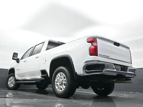 Used 2023 Chevrolet Silverado 2500 LT w/ Convenience Package image 32