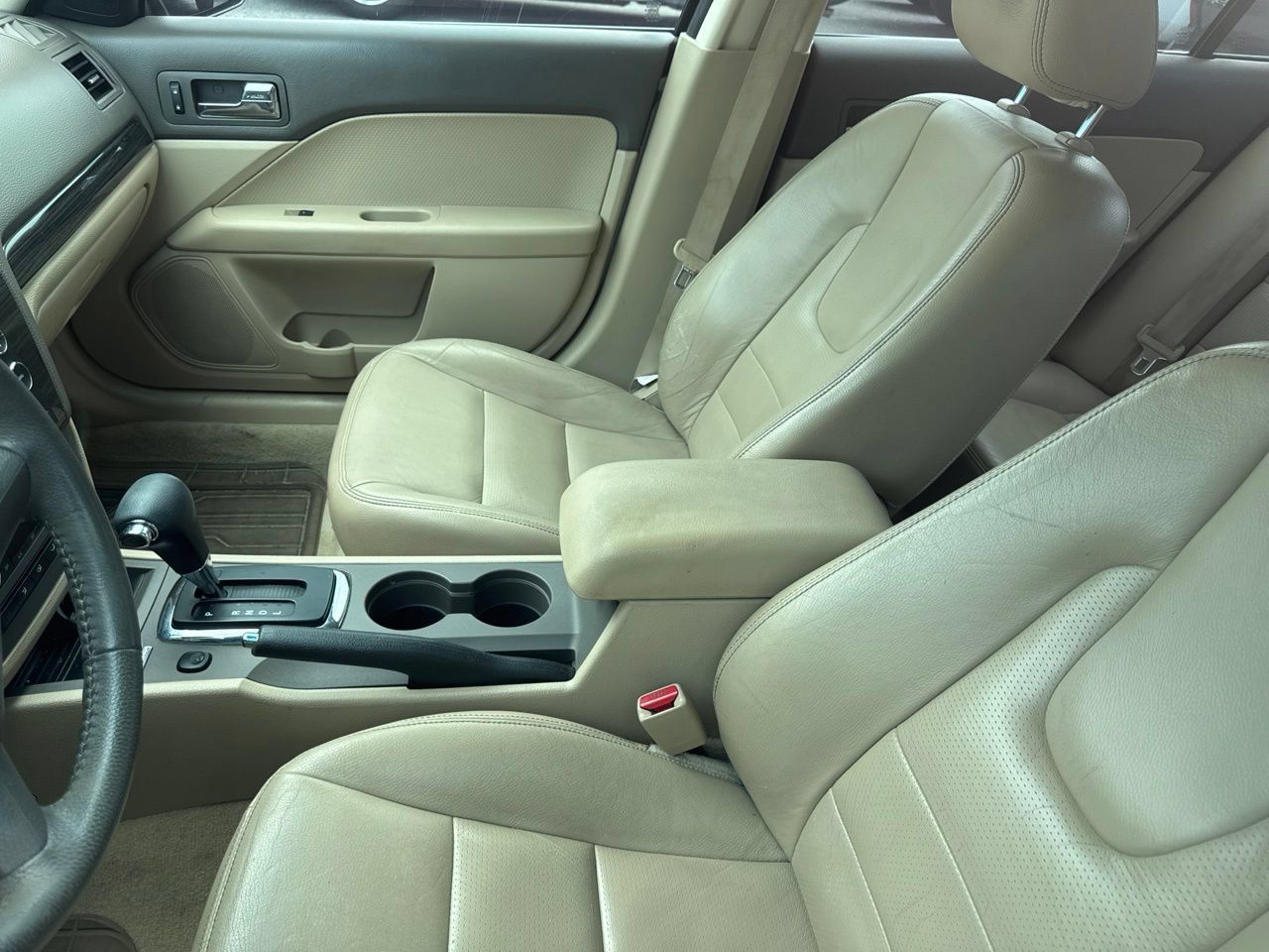 Used 2009 Ford Fusion SEL FWD image 10