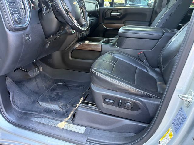 Used 2022 Chevrolet Silverado 2500 High Country AWD/4WD image 9