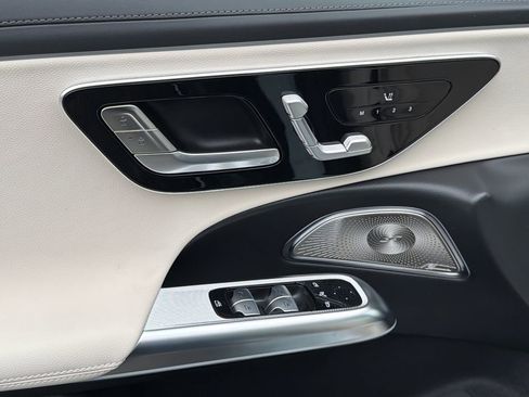 New 2026 Mercedes-Benz E 350 4MATIC Sedan image 24