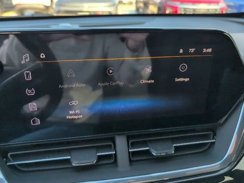 Used 2026 Chevrolet Trax RS w/ Sunroof Package image 18