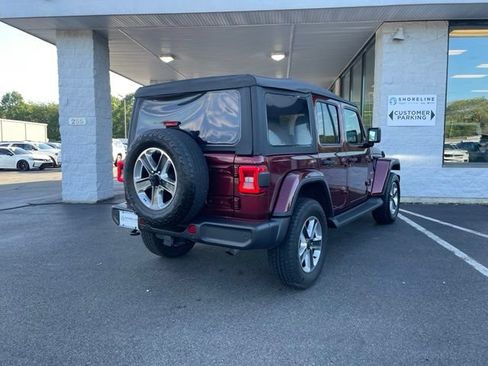 Used 2021 Jeep Wrangler Unlimited Sahara w/ LED Lighting Group AWD/4WD image 5